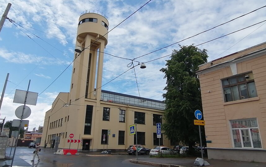 Знаменитую башню-гвоздь на Васильевском открыли для посещений